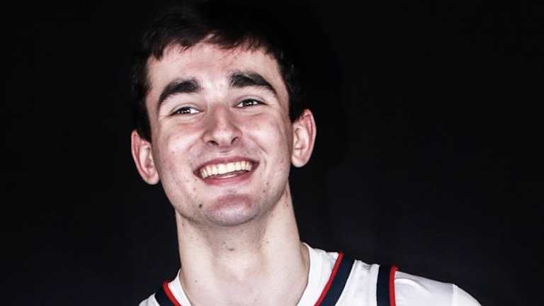 MBB: Top Recruit Enrolls Early